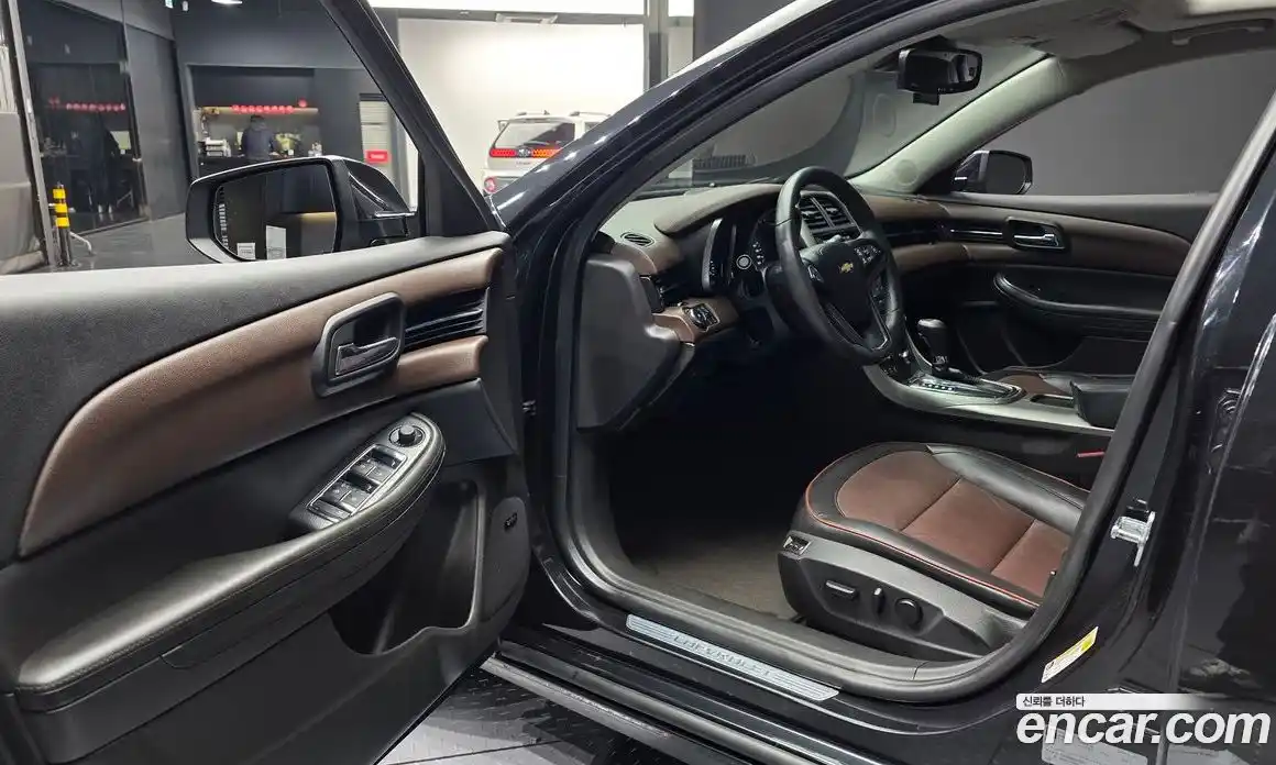 Chevrolet Malibu 2015 2.4 Автомат в Москве № 747616, фото 10