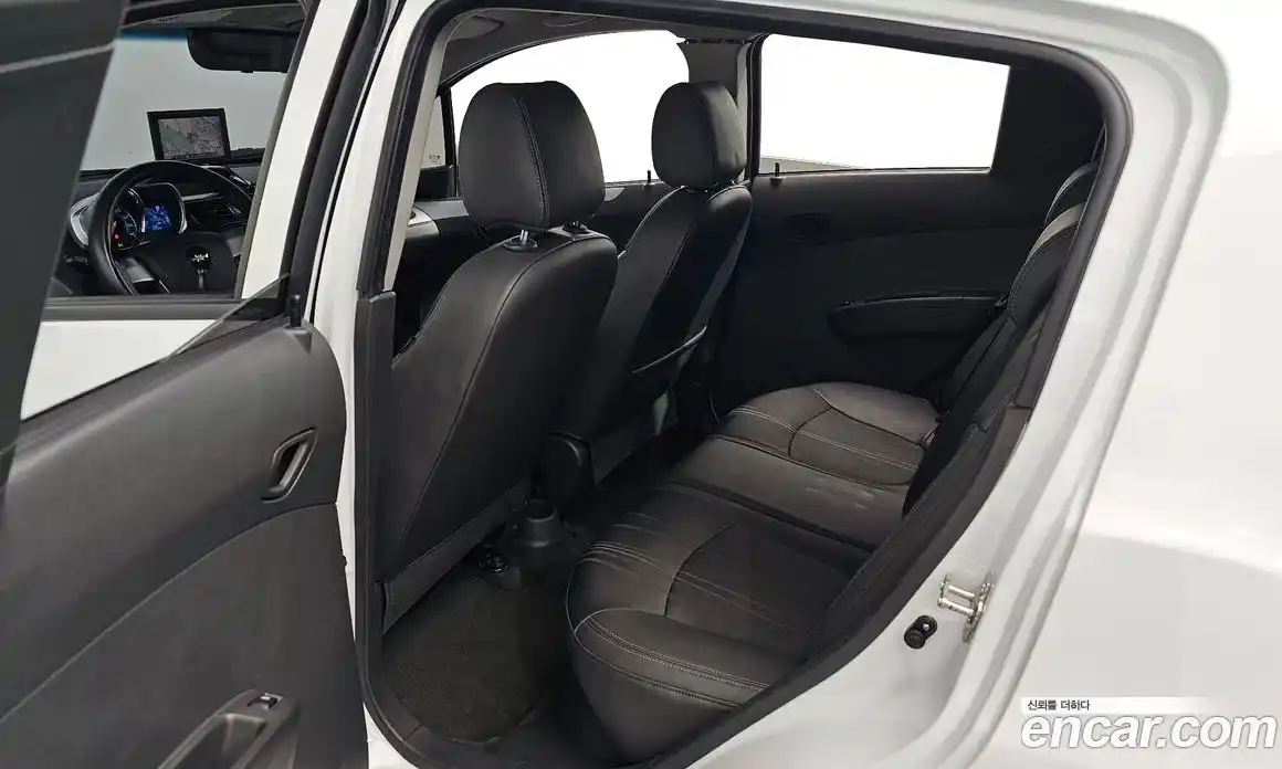 Chevrolet Spark 2014 1.0 Автомат в Москве № 747617, фото 12