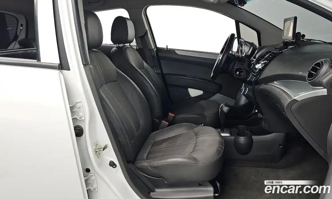 Chevrolet Spark 2014 1.0 Автомат в Москве № 747617, фото 10