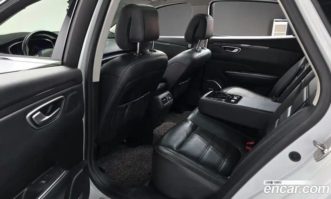 Renault SM6 2017 2.0 Автомат в Москве № 747760, фото 12