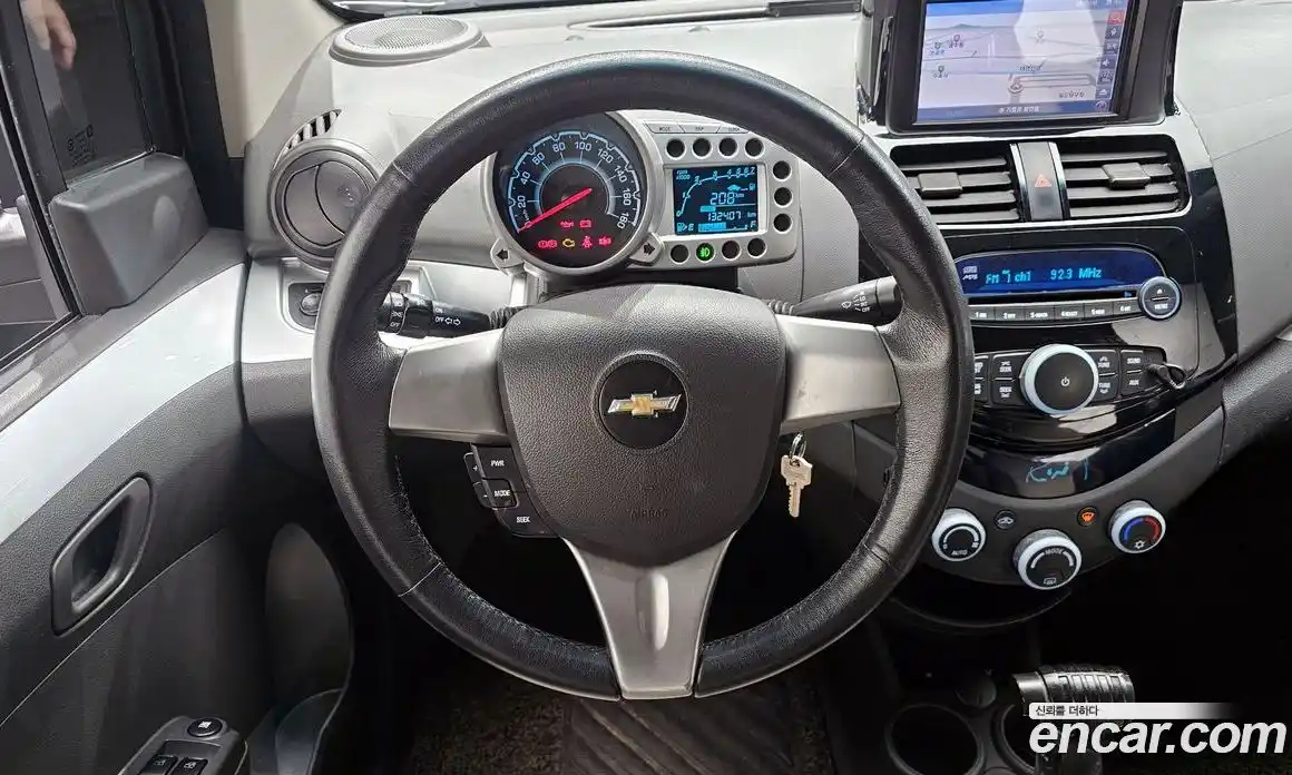Chevrolet Spark 2012 1.0 Автомат в Москве № 747834, фото 13