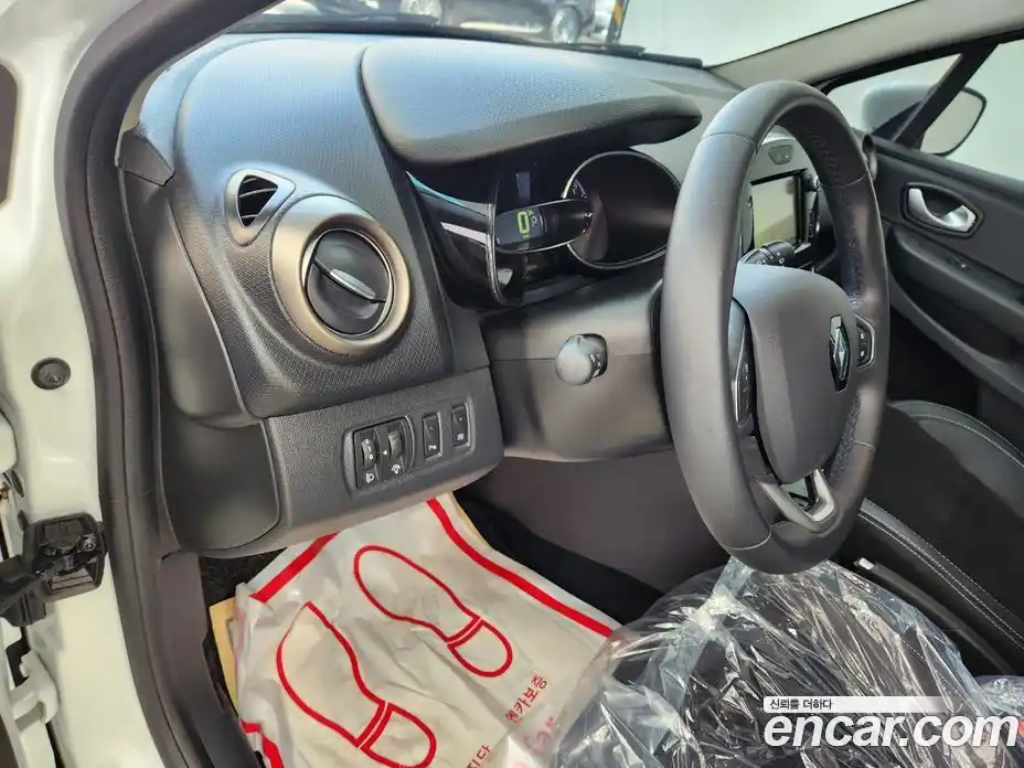 Renault Cilo 2019 1.5 Автомат в Москве № 748403, фото 15