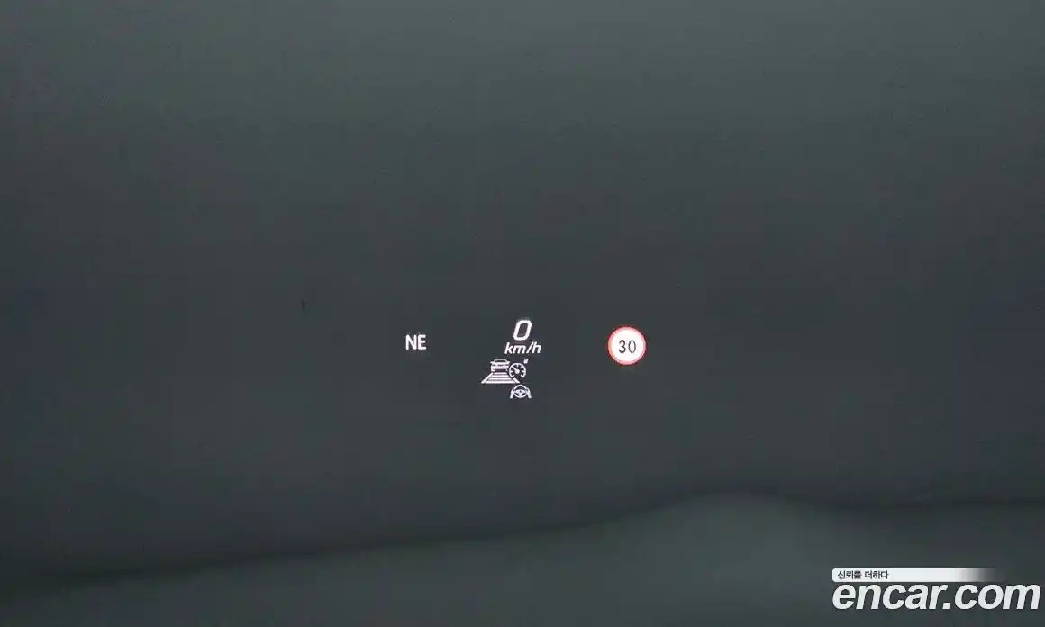 Mercedes-Benz E-Class 2021 1.9 Автомат в Москве № 749264, фото 17