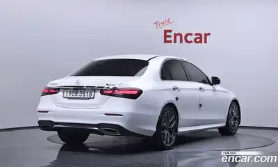 Mercedes-Benz E-Class 2021 1.9 Автомат в Москве № 749264, миниатюра 2