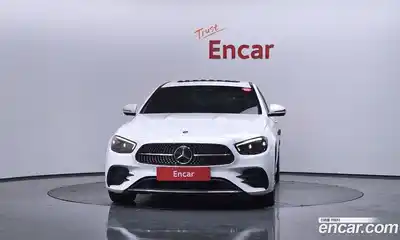 Mercedes-Benz E-Class 2021 1.9 Автомат в Москве № 749264, миниатюра 3