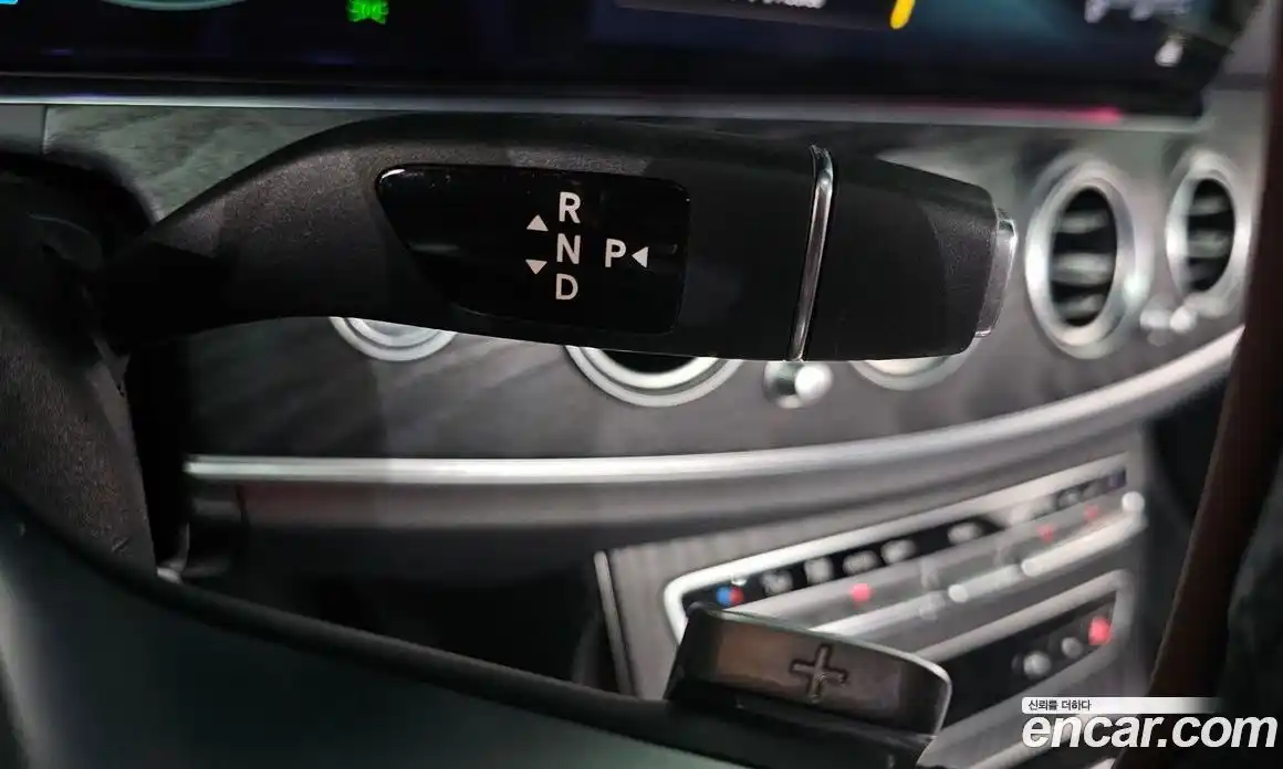 Mercedes-Benz E-Class 2021 1.9 Автомат в Москве № 749264, фото 9