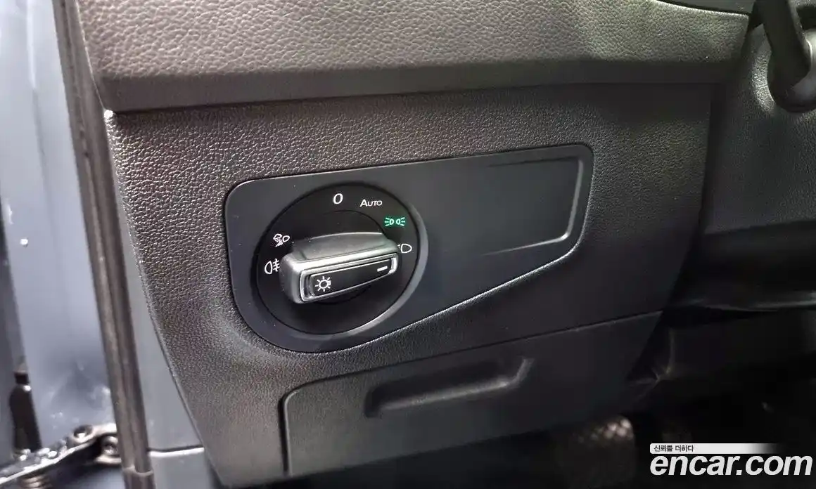 Volkswagen Tiguan 2022 2.0 Автомат в Москве № 750066, фото 13