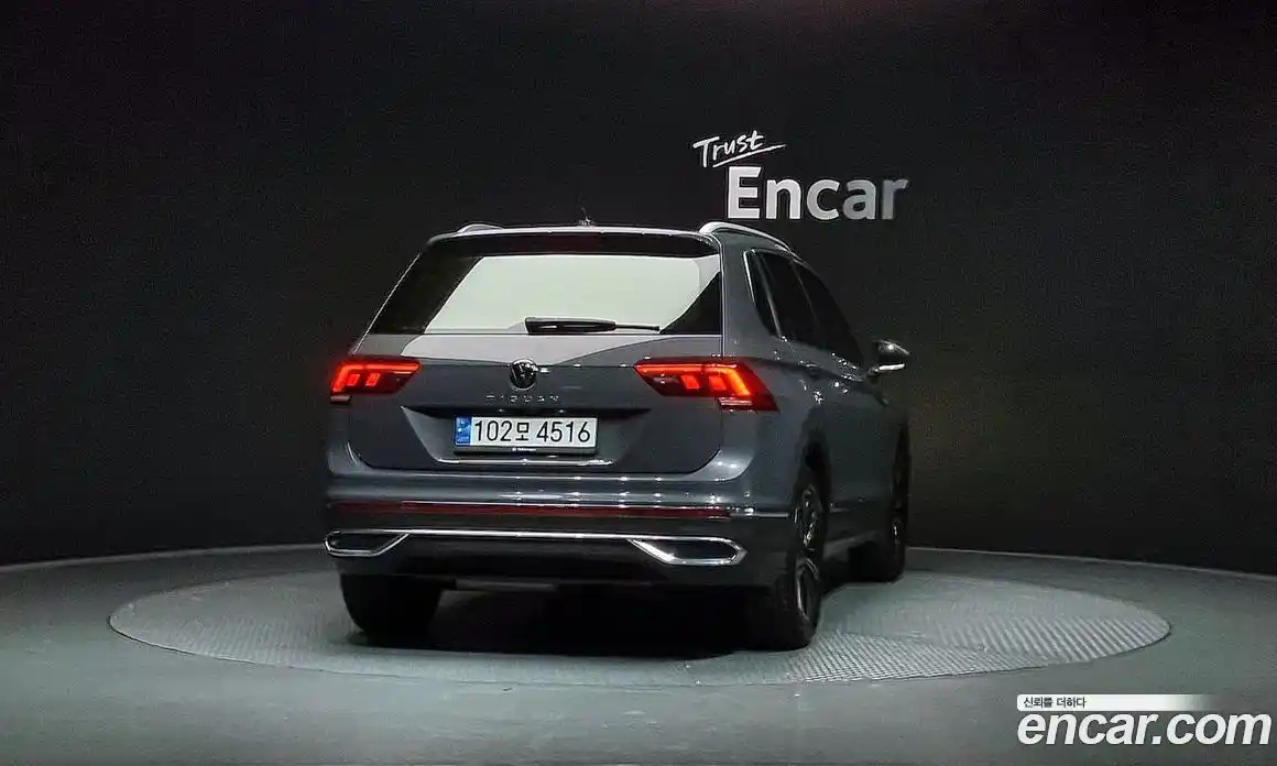 Volkswagen Tiguan 2022 2.0 Автомат в Москве № 750066, фото 4