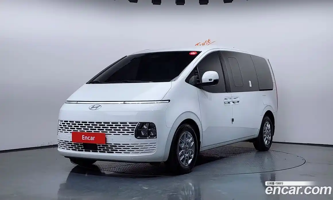 Hyundai Staria 2025 2.2 Автомат в Москве № 756076, фото 1