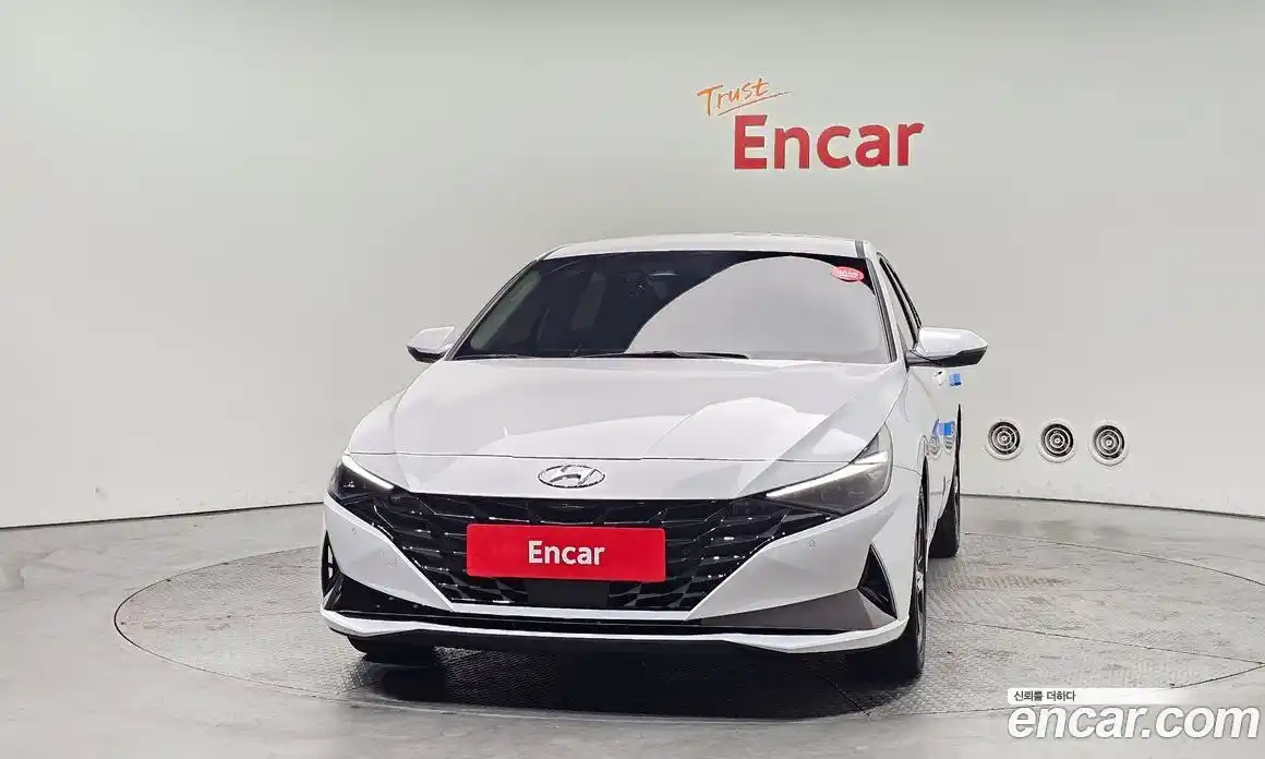 Hyundai Avante 2023 1.6 Автомат в Москве № 756333, фото 3