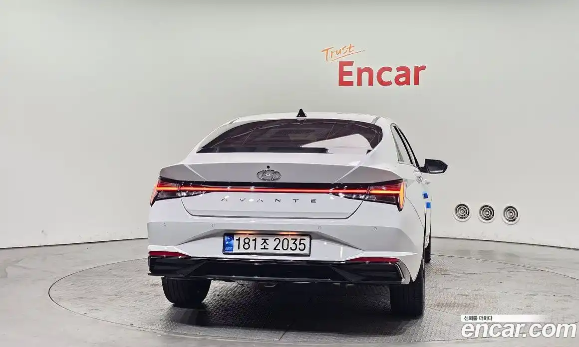 Hyundai Avante 2023 1.6 Автомат в Москве № 756333, фото 4