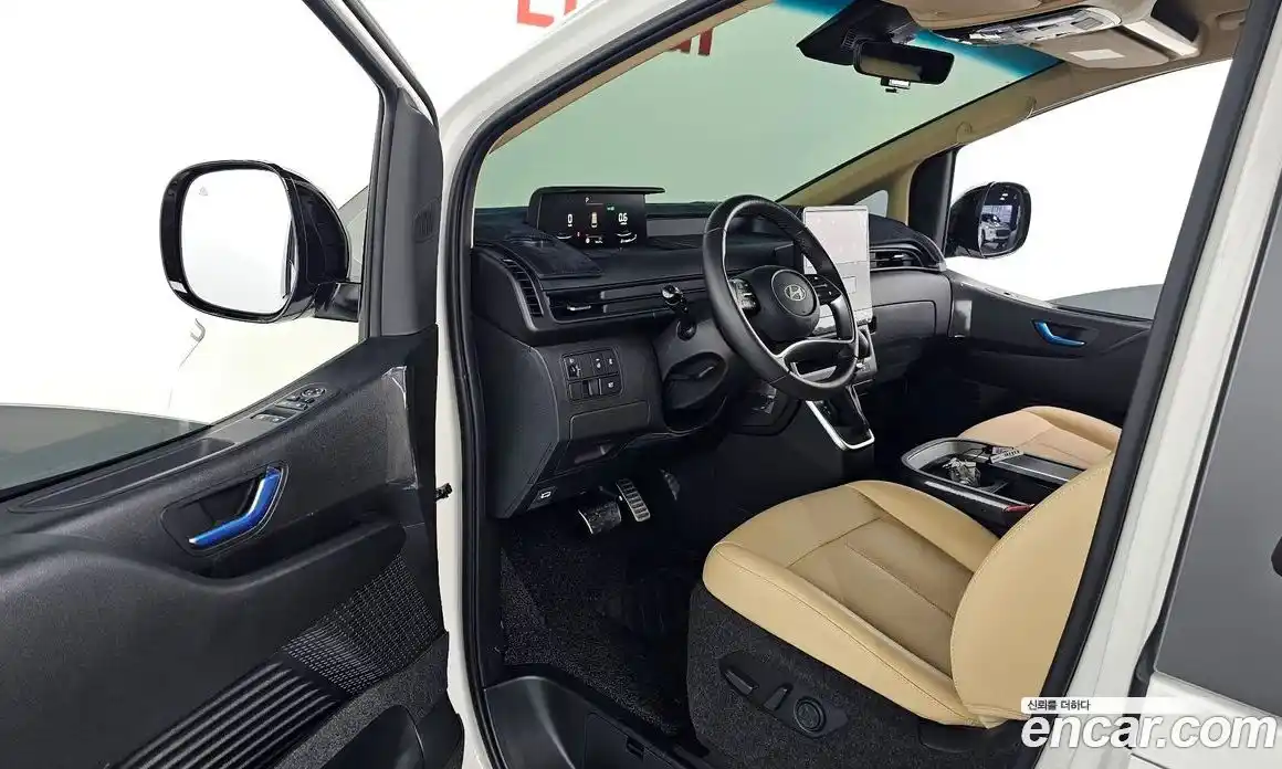 Hyundai Staria 2025 3.5 Автомат в Москве № 756504, фото 18