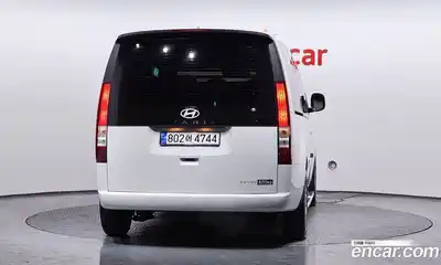 Hyundai Staria 2025 3.5 Автомат в Москве № 756504, миниатюра 4