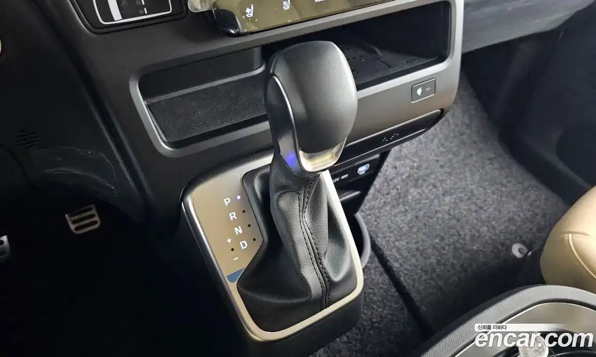 Hyundai Staria 2025 3.5 Автомат в Москве № 756504, фото 9