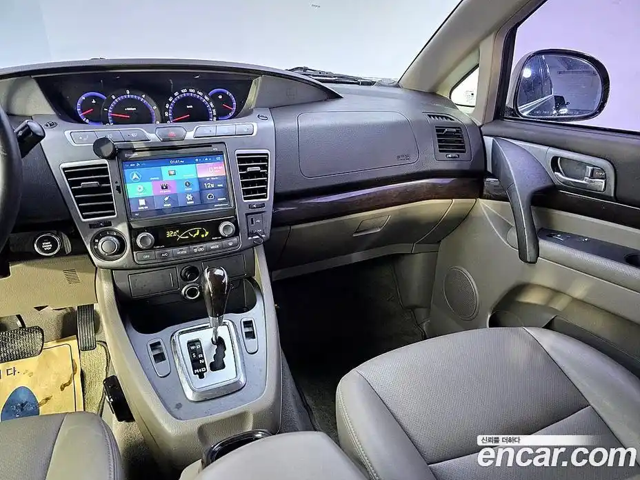 SsangYong Korando 2015 2.0 Автомат в Москве № 756556, фото 10