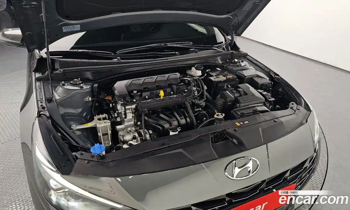 Hyundai Avante 2022 1.6 Автомат в Москве № 756942, фото 6