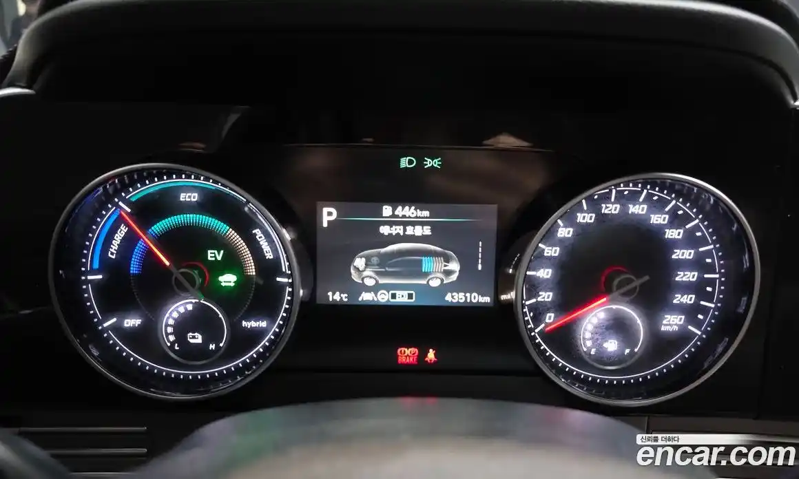 Hyundai Grandeur 2020 2.4 Автомат в Москве № 757022, фото 8