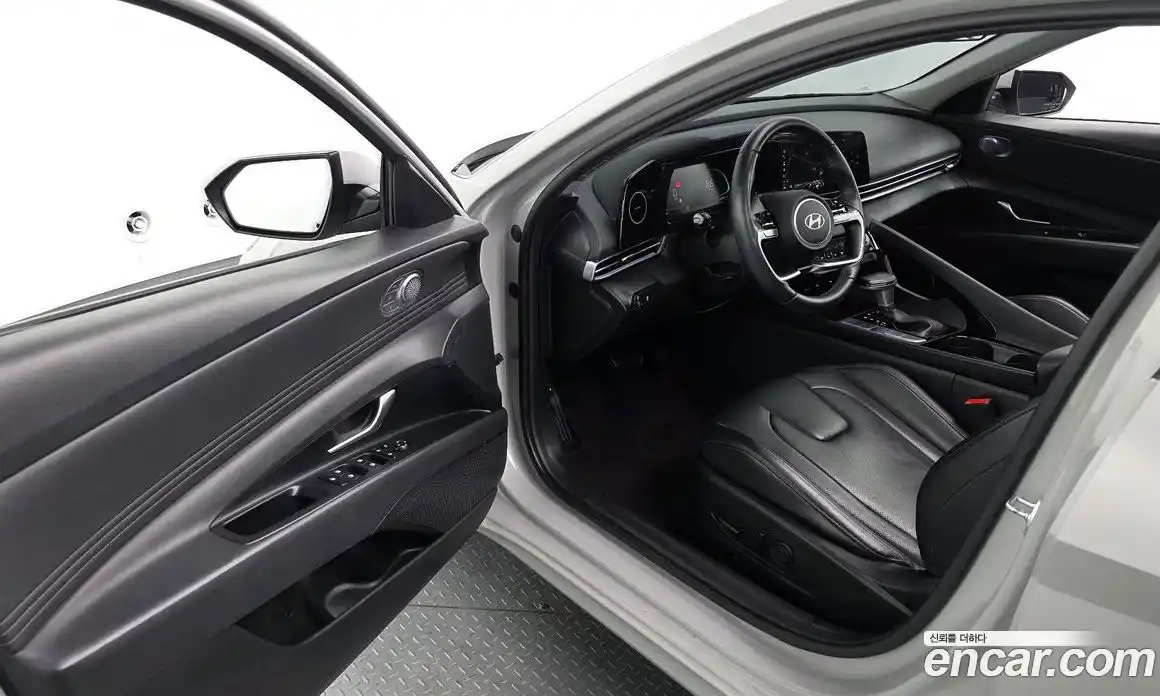 Hyundai Avante 2024 1.6 Автомат в Москве № 757053, фото 11