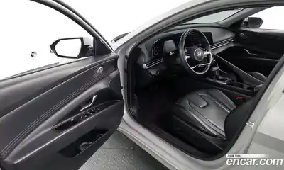 Hyundai Avante 2024 1.6 Автомат в Москве № 757053, миниатюра 11