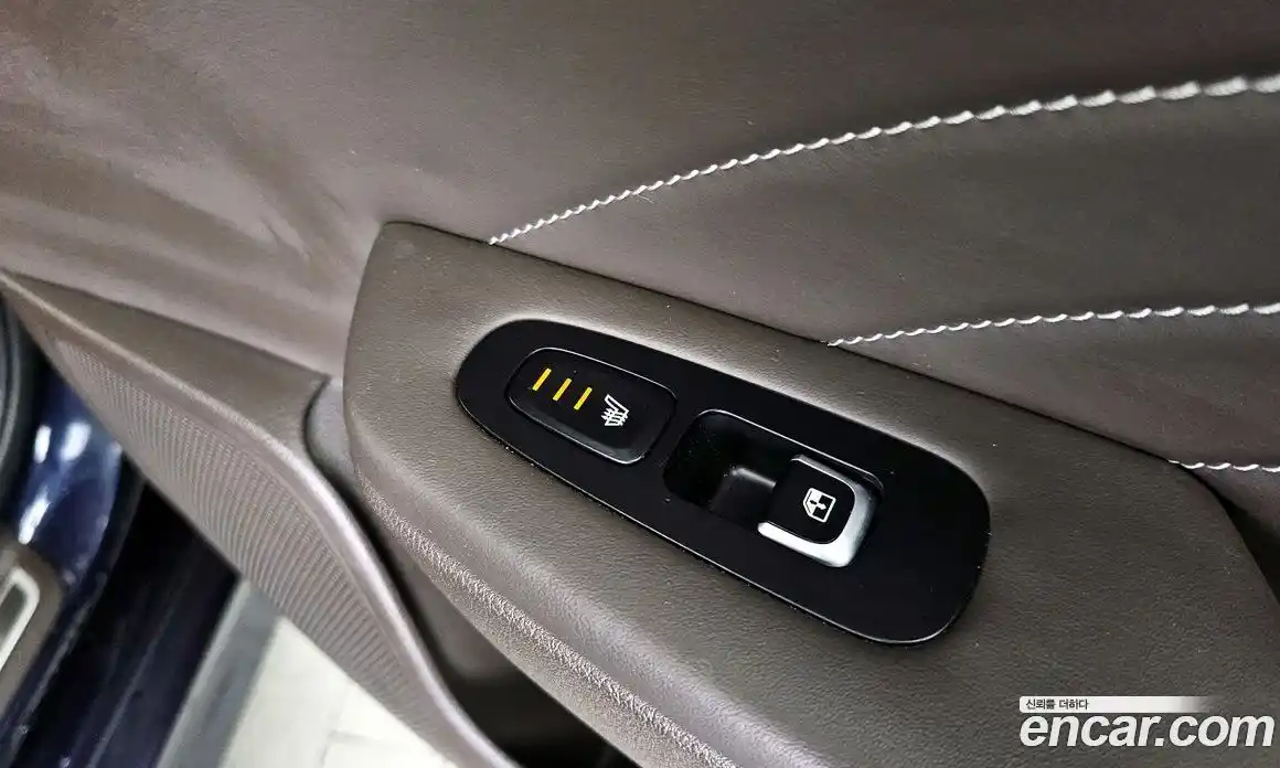 Kia Stinger 2023 2.5 Автомат в Москве № 757285, фото 19