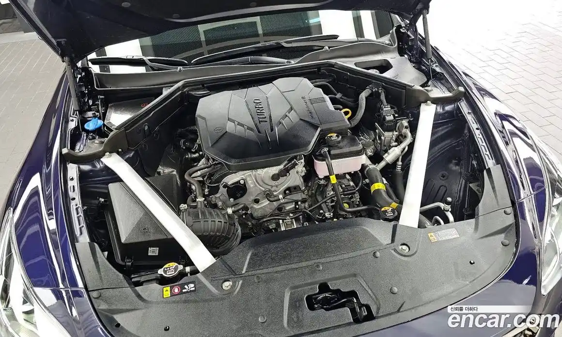 Kia Stinger 2023 2.5 Автомат в Москве № 757285, фото 6