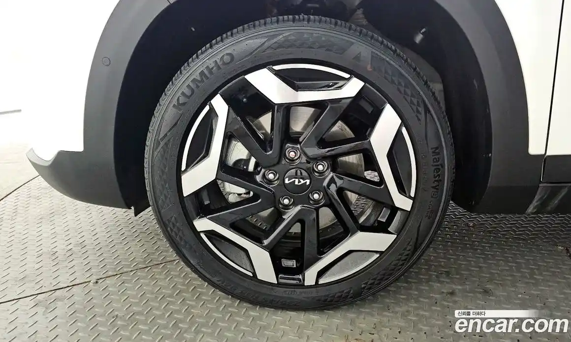 Kia Seltos 2023 1.6 Автомат в Москве № 757439, фото 5