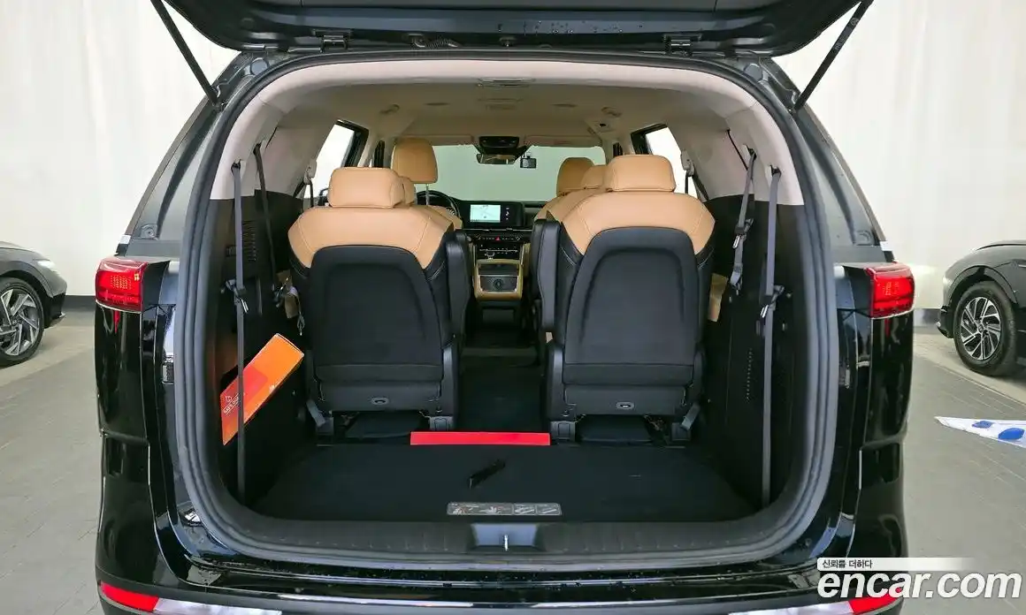 Kia Canival 2022 2.2 Автомат в Москве № 757538, фото 20