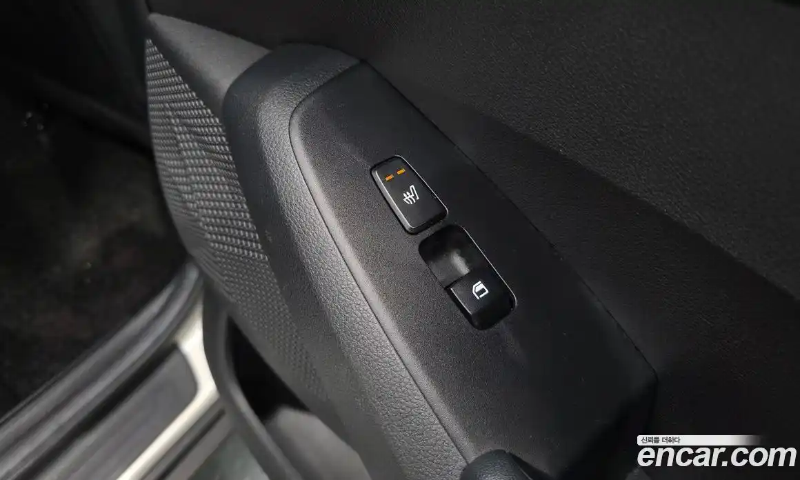 Kia Seltos 2020 1.6 Автомат в Москве № 757656, фото 17