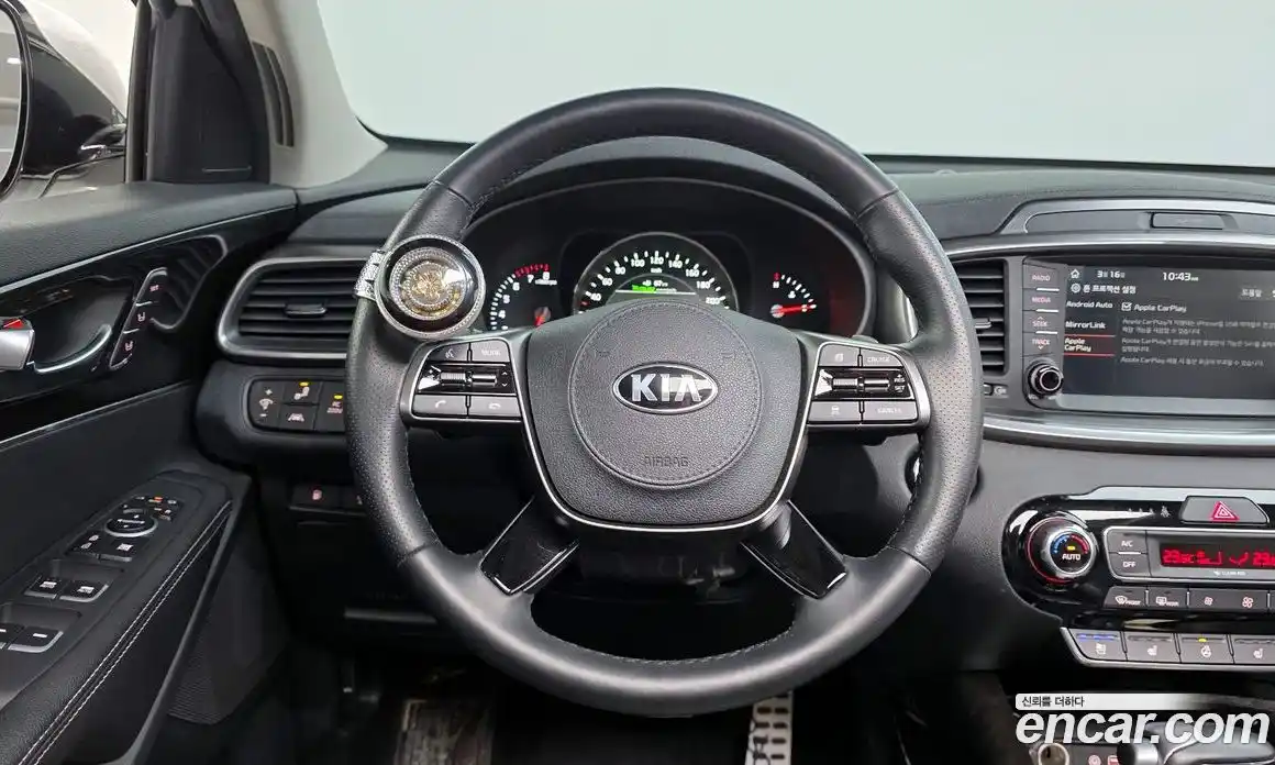 Kia Sorento 2019 2.0 Автомат в Москве № 757797, фото 13