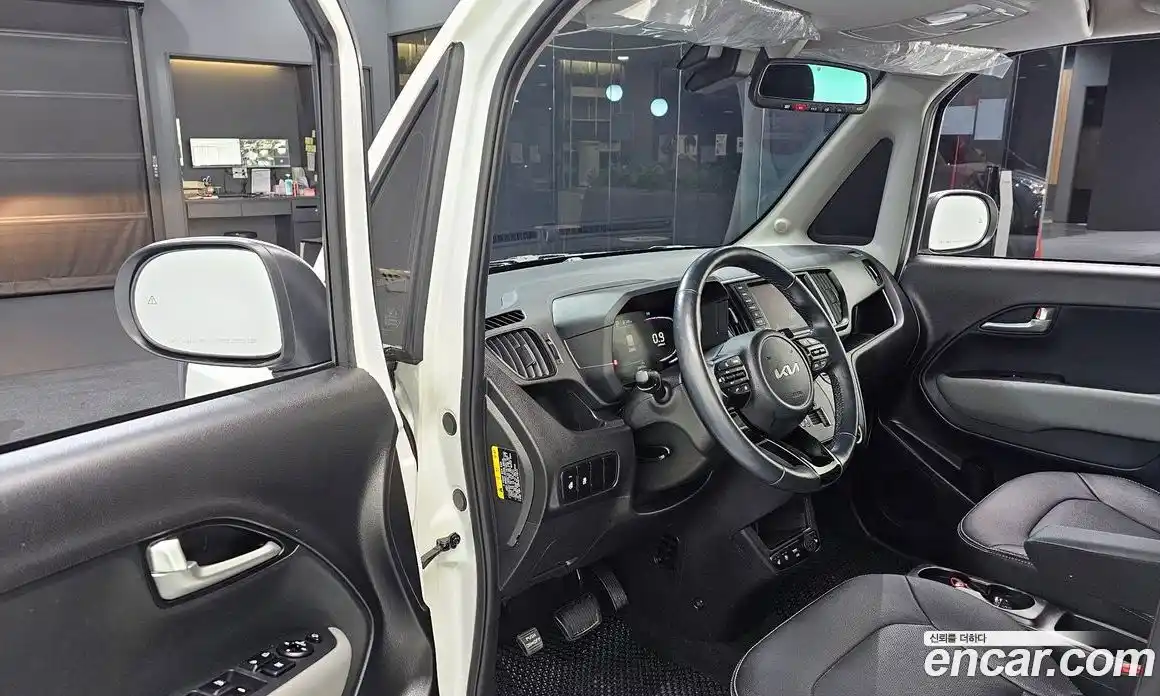 Kia Ray 2023 1.0 Автомат в Москве № 757903, фото 11