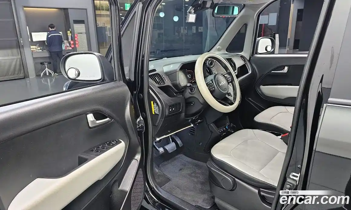 Kia Ray 2023 1.0 Автомат в Москве № 758086, фото 11