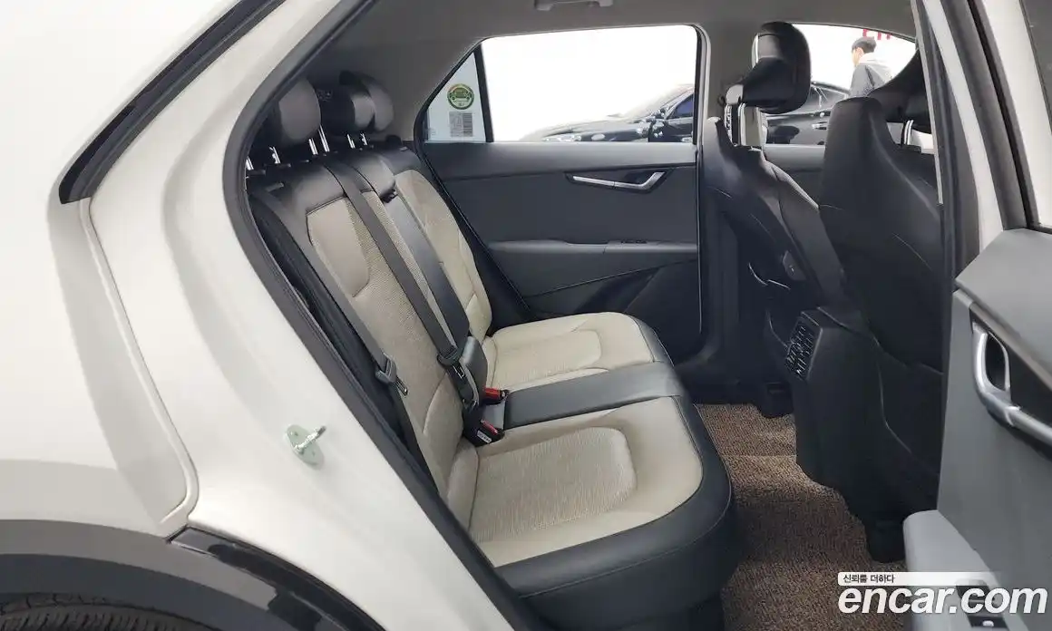 Kia Niro 2023 1.6 Автомат в Москве № 758263, фото 12