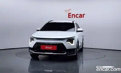 Kia Niro 2023 1.6 Автомат в Москве № 758263, миниатюра 3