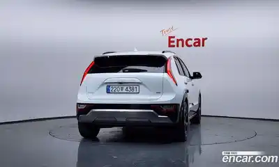 Kia Niro 2023 1.6 Автомат в Москве № 758263, миниатюра 4