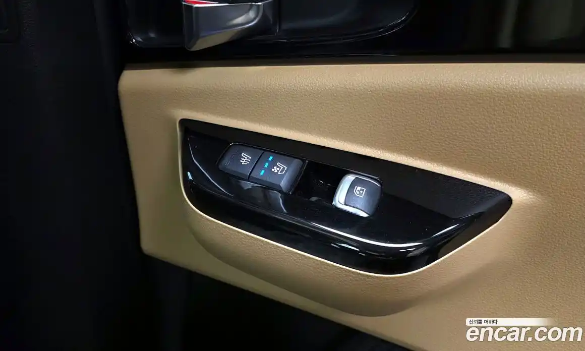 Kia Canival 2022 2.2 Автомат в Москве № 758514, фото 19