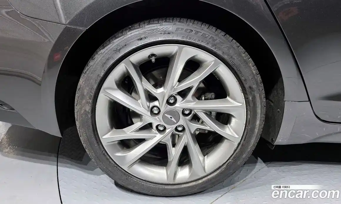 Genesis G70 2023 2.0 Автомат в Москве № 758973, фото 5