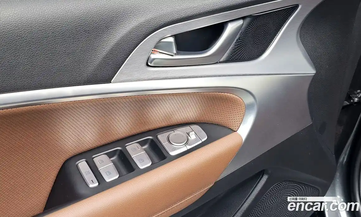 Genesis G70 2019 2.0 Автомат в Москве № 759110, фото 14