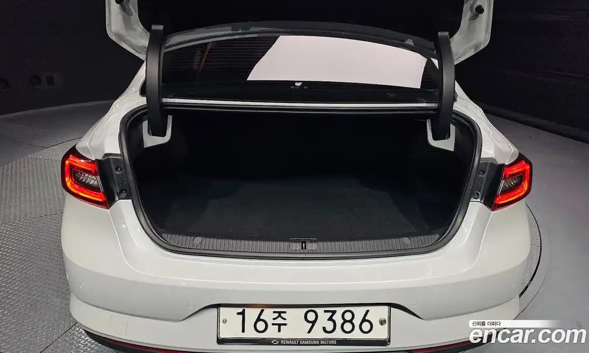 Renault SM6 2017 2.0 Автомат в Москве № 759675, фото 20