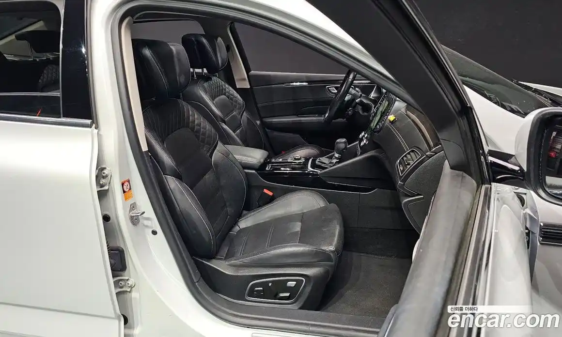 Renault SM6 2017 2.0 Автомат в Москве № 759675, фото 10