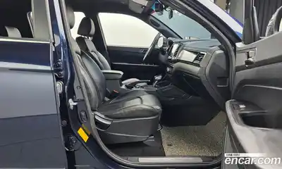 SsangYong Rexton 2021 2.2 Автомат в Москве № 759918, миниатюра 9