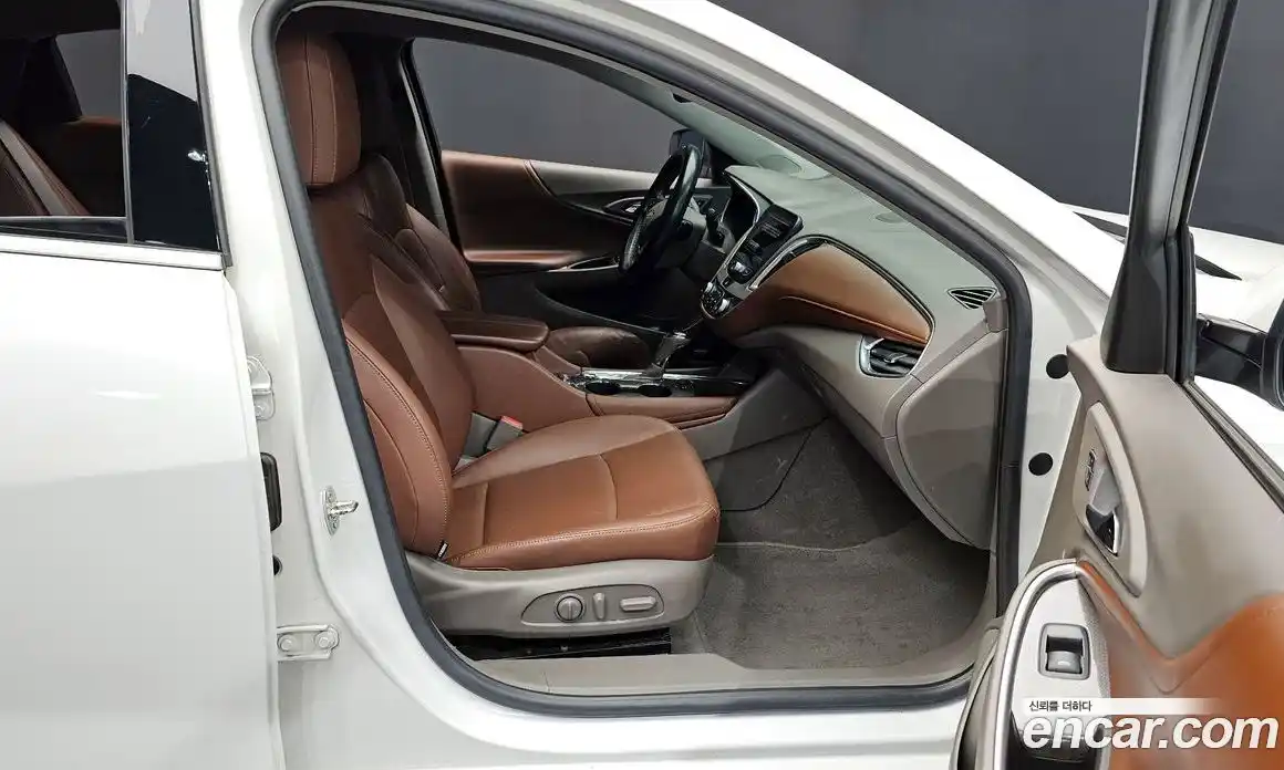 Chevrolet Malibu 2017 2.0 Автомат в Москве № 760545, фото 11