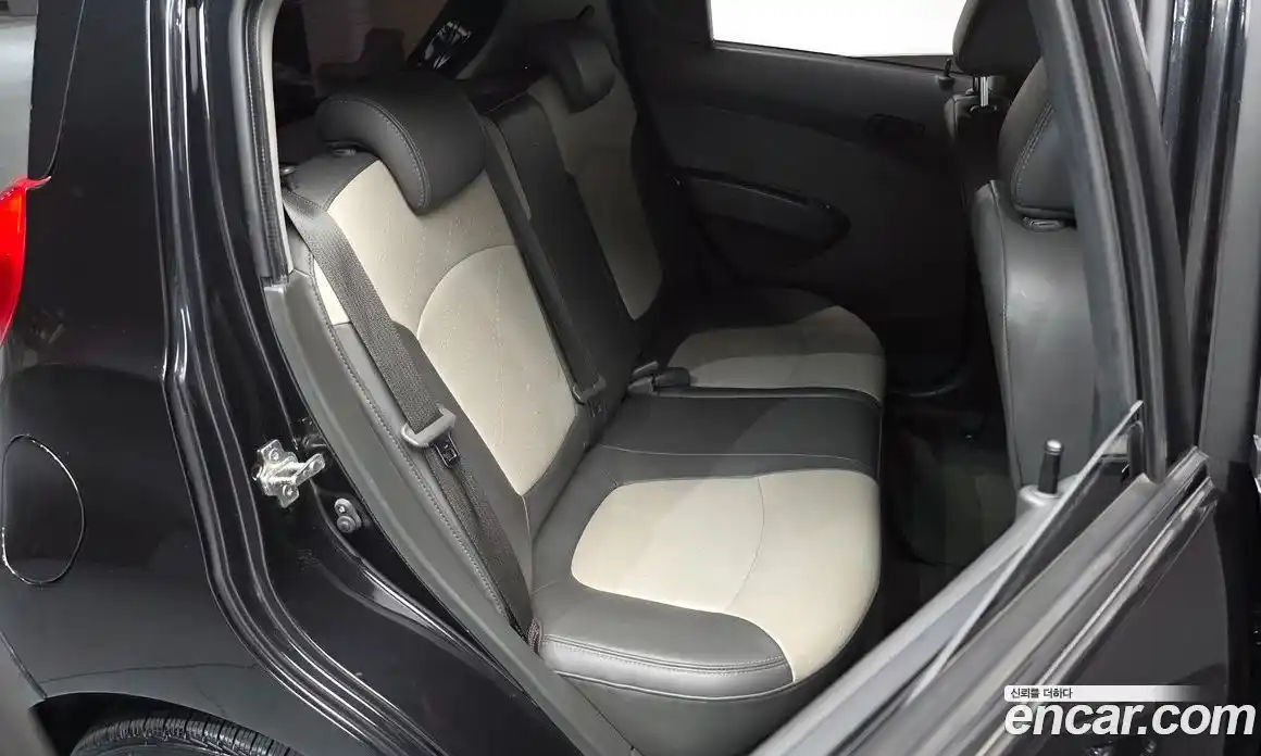 Chevrolet Spark 2014 1.0 Автомат в Москве № 760643, фото 11