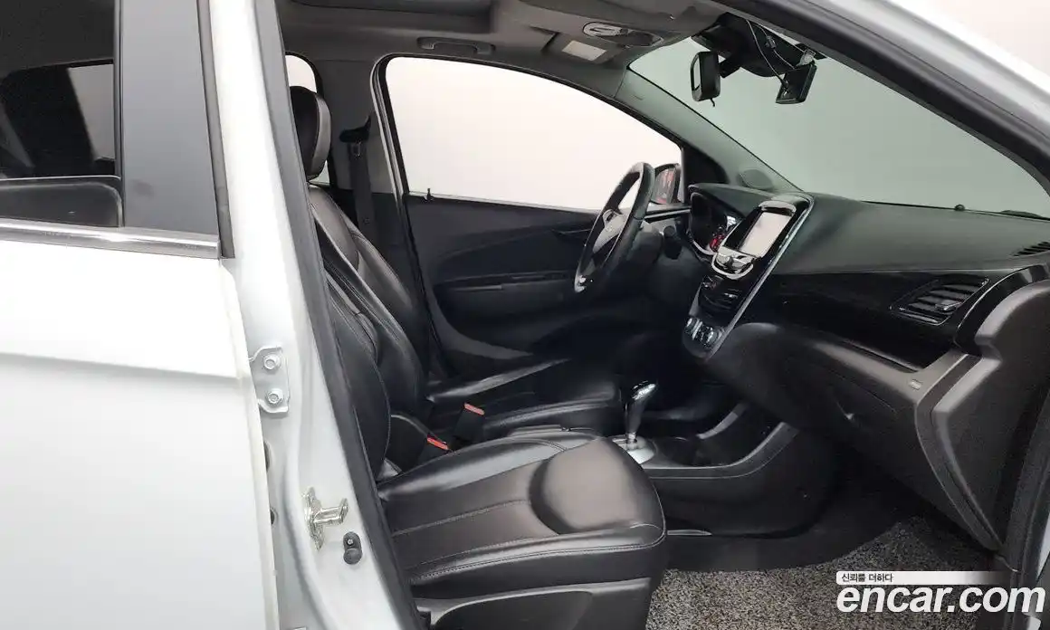 Chevrolet Spark 2016 1.0 Автомат в Москве № 760942, фото 11