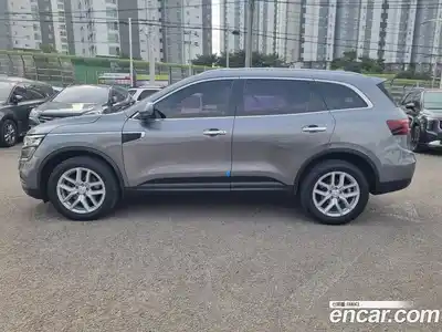 Renault QM6 2016 2.0 Автомат в Москве № 761993, миниатюра 4