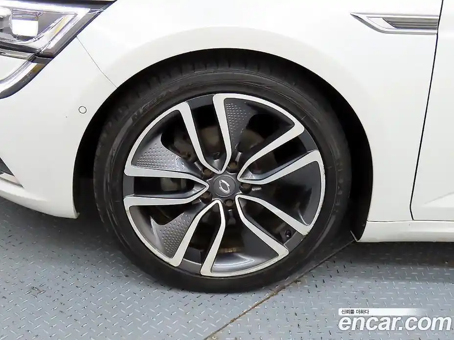 Renault SM6 2016 1.6 Автомат в Москве № 762104, фото 20