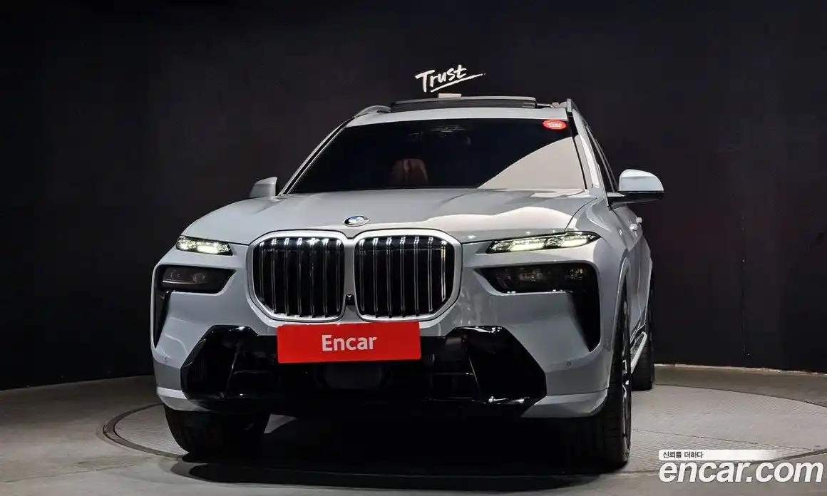BMW X7 2025 3.0 гидро в Москве № 762160, фото 3