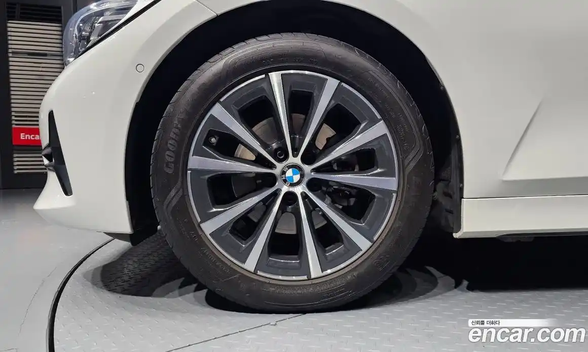 BMW 3-Series 2019 2.0 Автомат в Москве № 762803, фото 5