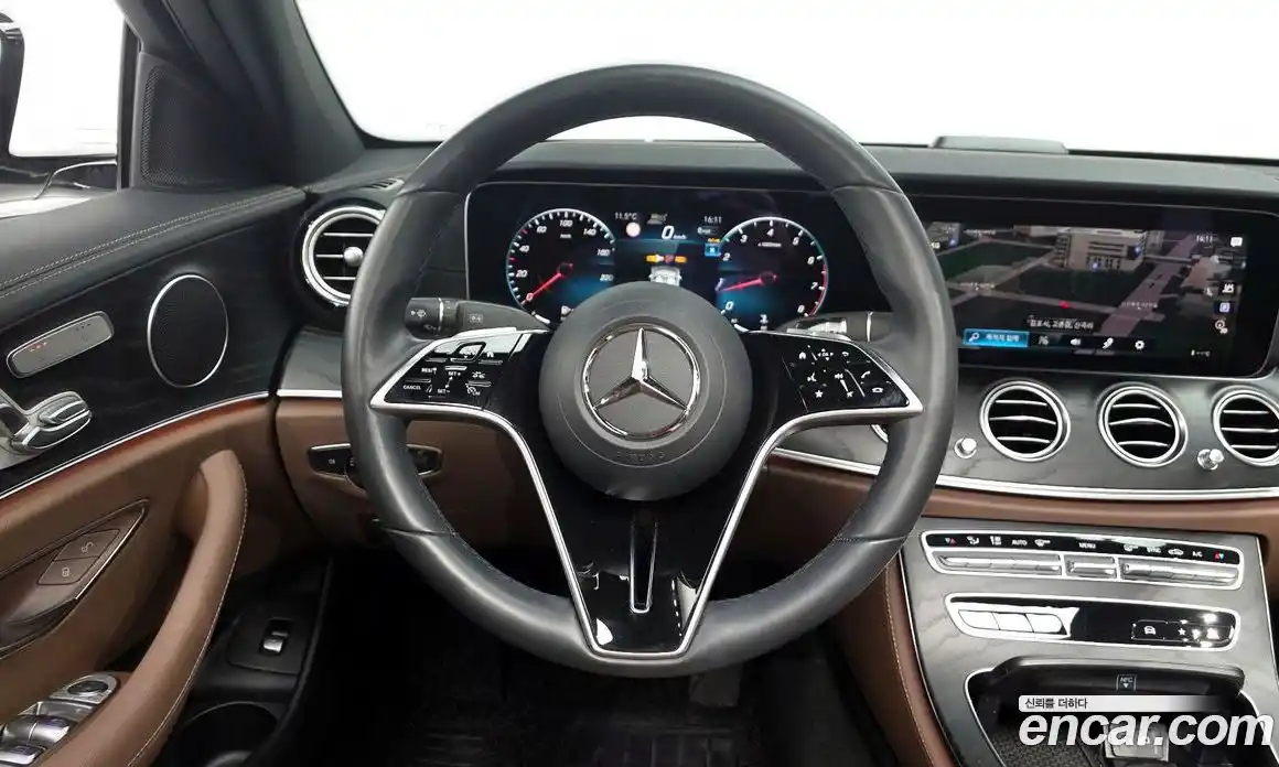 Mercedes-Benz E-Class 2023 2.0 Автомат в Москве № 763948, фото 13