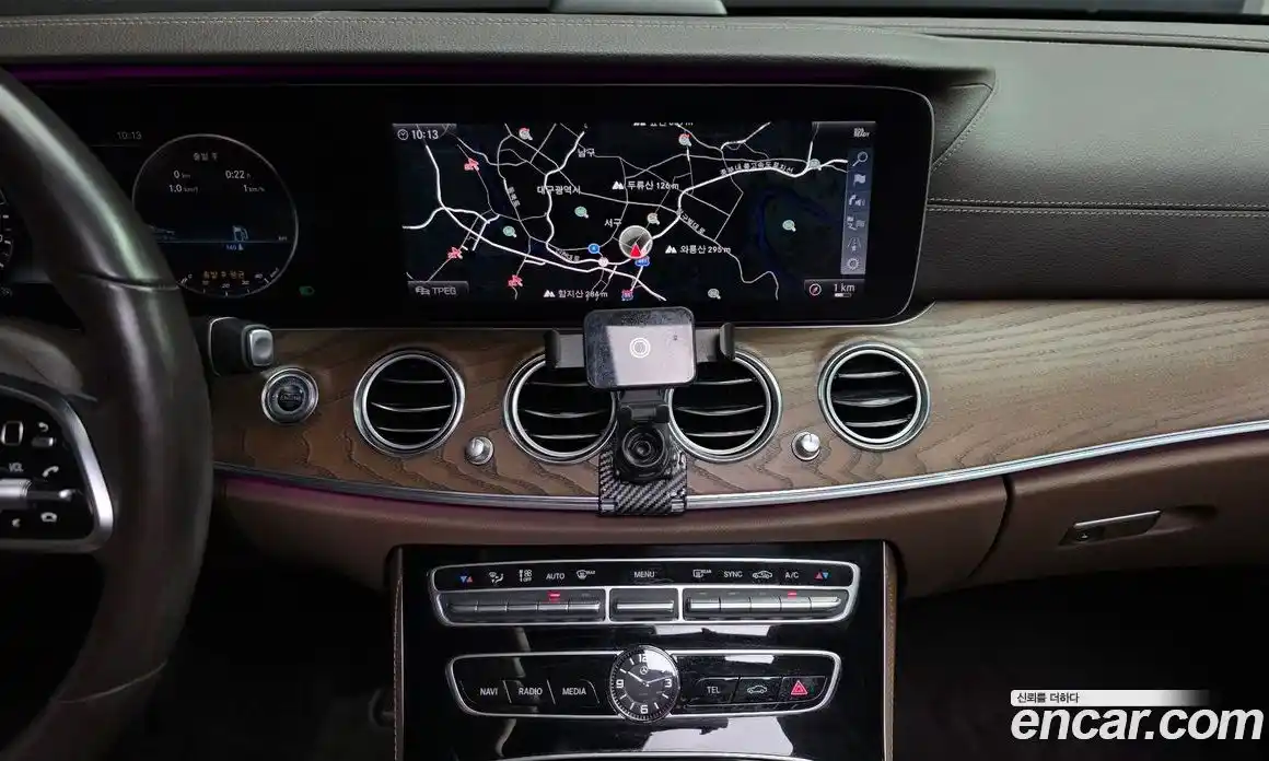 Mercedes-Benz E-Class 2019 2.0 Автомат в Москве № 764219, фото 15