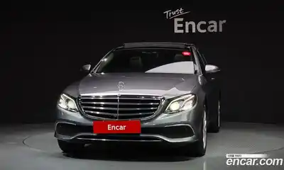 Mercedes-Benz E-Class 2019 2.0 Автомат в Москве № 764219, миниатюра 3